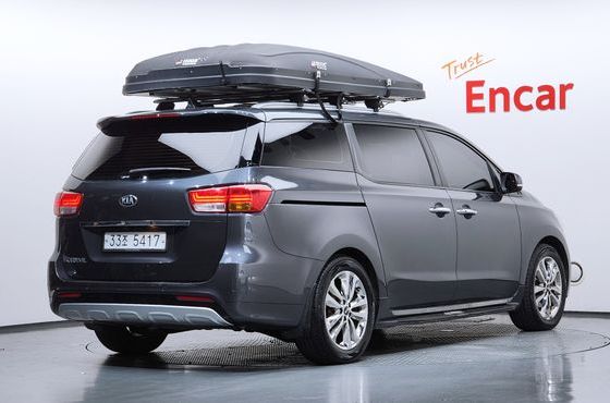 Kia Carnival 9-seater Prestige — пробег 187 786 км — фото 2 из 5