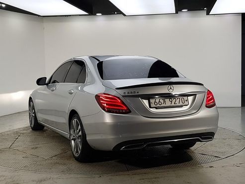 Mercedes-Benz C-Class C220 d Avantgarde — пробег 248 800 км — фото 3 из 5