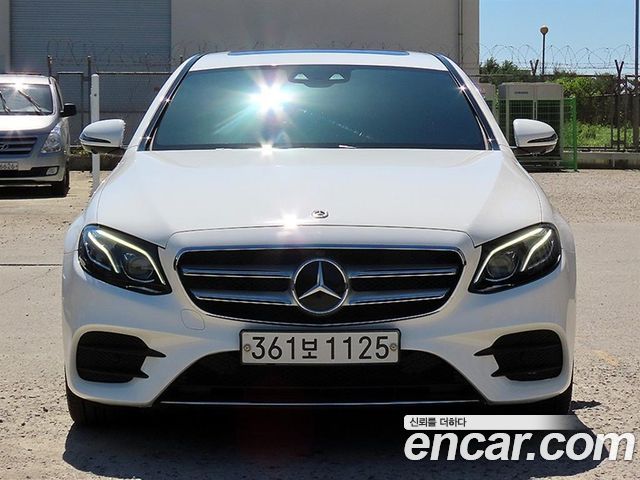 Mercedes-Benz E-Class E300 4MATIC AMG Line — пробег 113 000 км — фото 1 из 5