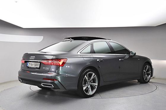 Audi A6 45 TFSI Premium — пробег 98 655 км — фото 2 из 5