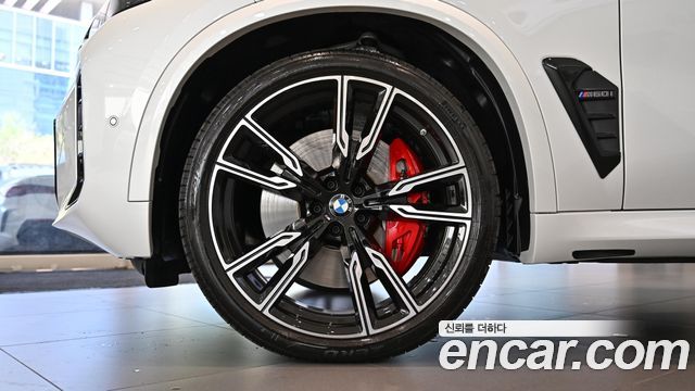 BMW X5 M60i — пробег 5 437 км — фото 5 из 5