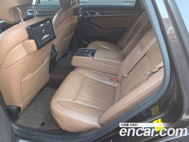 Hyundai Genesis из Кореи Encar