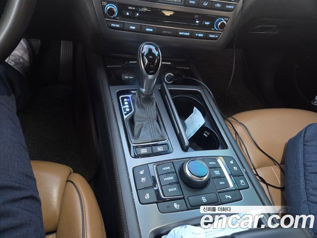 Hyundai Genesis из Кореи Encar