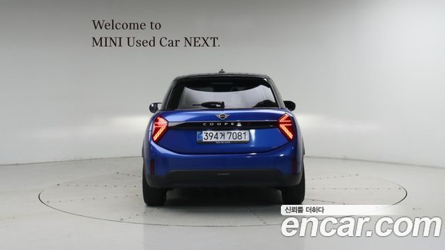 Mini Cooper 5 Door Favoured — пробег 4 905 км — фото 4 из 5