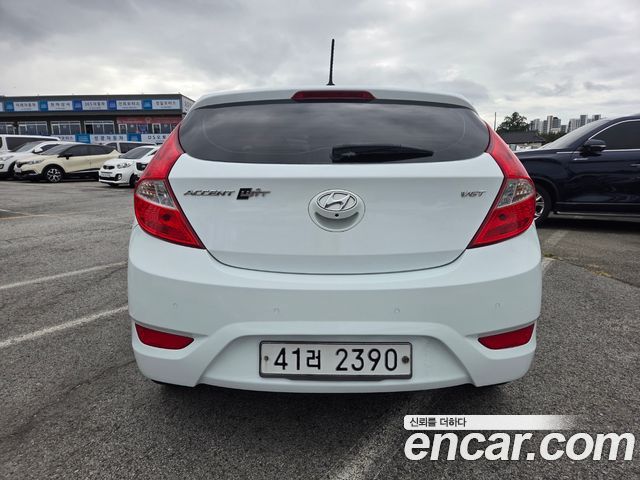 Hyundai Accent Diesel 1.6 VGT Premium — пробег 235 686 км — фото 4 из 5