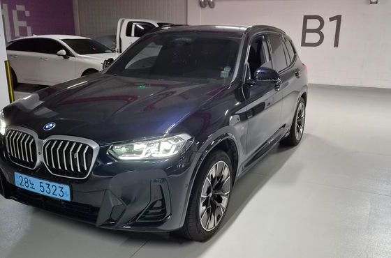 BMW iX3 M Sports — пробег 39 000 км — фото 1 из 5