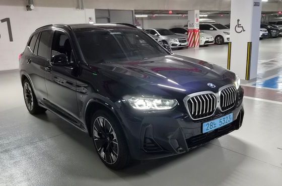 BMW iX3 M Sports — пробег 39 000 км — фото 2 из 5