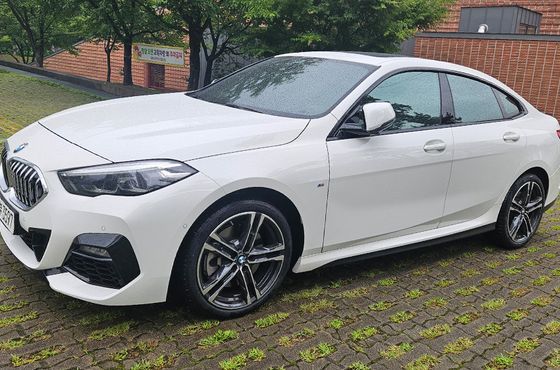 BMW 2-Series 220i M Sports — пробег 8 055 км — фото 2 из 5