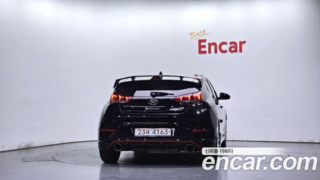 Hyundai Veloster 2.0 N — пробег 121 123 км — фото 4 из 5