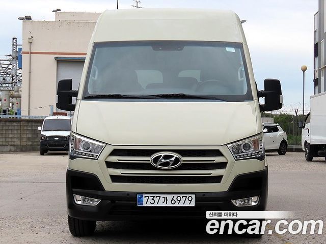 Hyundai Solati 15-seater Luxury — пробег 158 897 км — фото 1 из 5