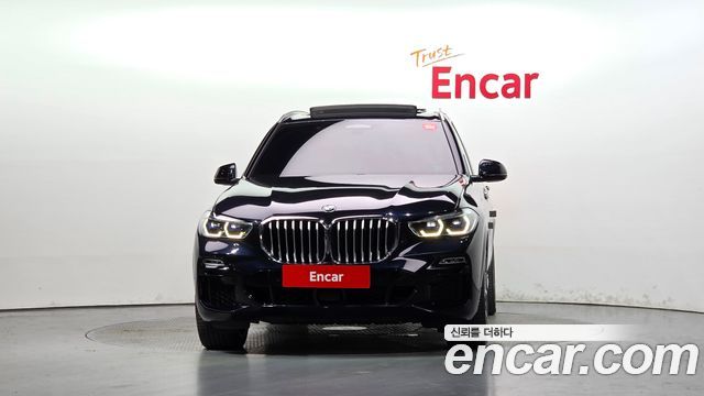 BMW X5 xDrive 45e M Sport — пробег 79 048 км — фото 3 из 5