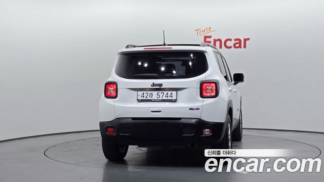 Jeep Renegade 2.4 Longitude High — пробег 107 617 км — фото 4 из 5