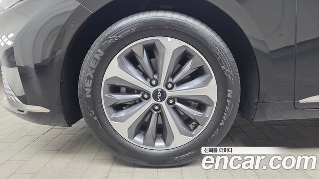 Kia K8 из Кореи Encar