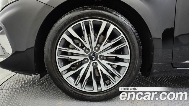 Kia K7 из Кореи Encar