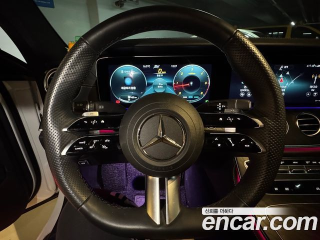 Mercedes-Benz E-Class E220d 4MATIC AMG Line — пробег 34 000 км — фото 1 из 5