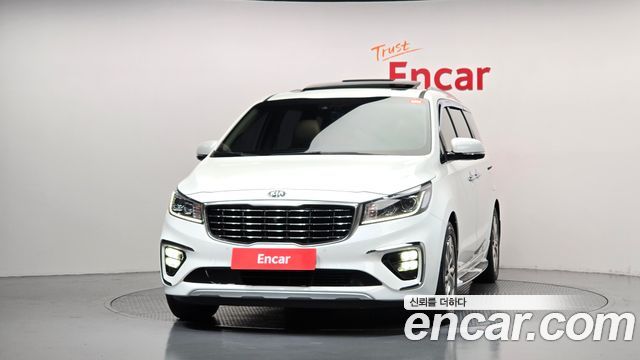 Kia Carnival 7-Seater Limousine President — пробег 89 201 км — фото 2 из 5