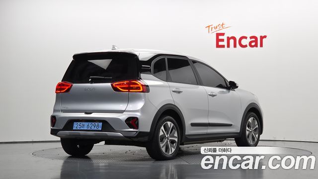 Kia Niro Air — пробег 79 157 км — фото 2 из 5