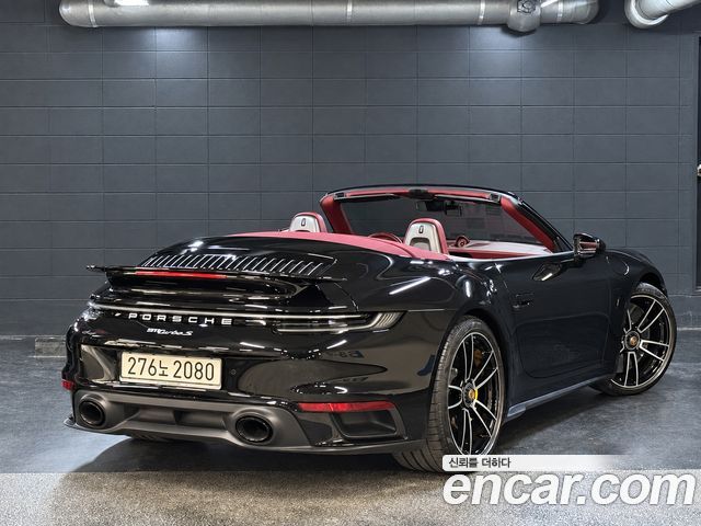 Porsche 911 Turbo S Cabriolet — пробег 3 565 км — фото 2 из 5