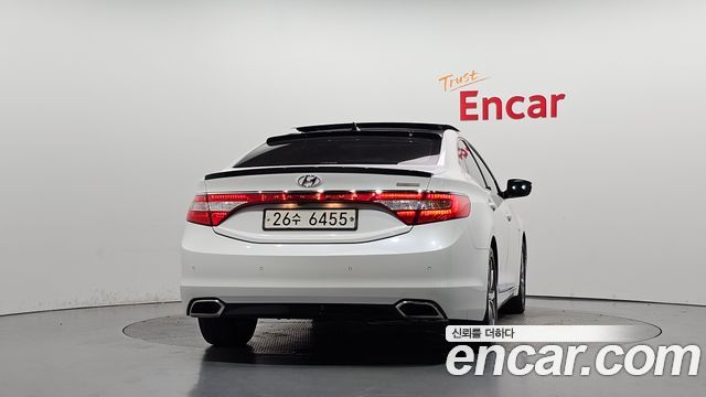 Hyundai Grandeur из Кореи Encar
