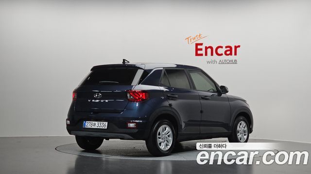 Hyundai Venue 1,6 Premium — пробег 17 512 км — фото 2 из 5