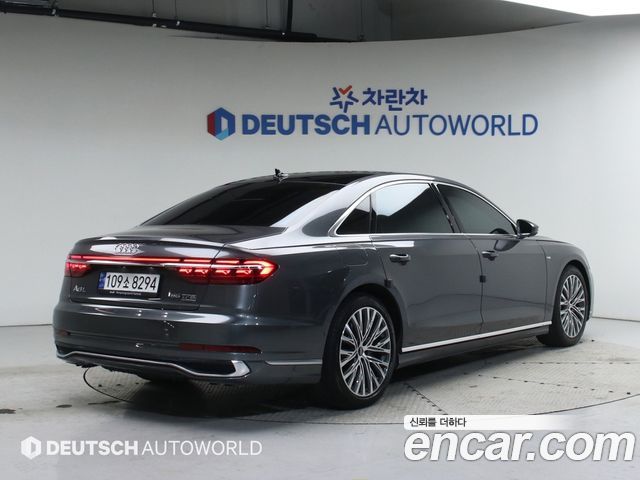 Audi A8 55 TFSI Quattro Premium LWB — пробег 65 300 км — фото 2 из 5
