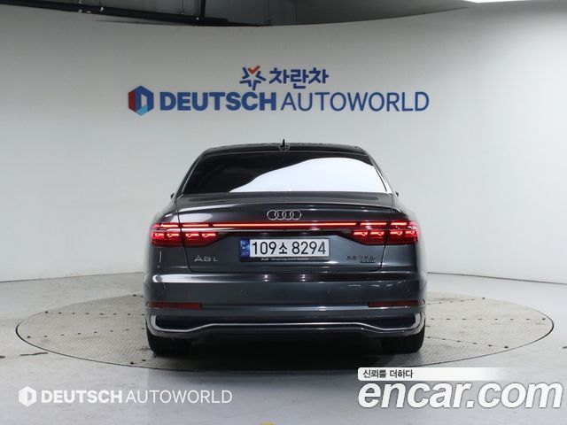 Audi A8 55 TFSI Quattro Premium LWB — пробег 65 300 км — фото 4 из 5