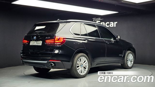 BMW X5 xDrive 30d — пробег 167 606 км — фото 2 из 5