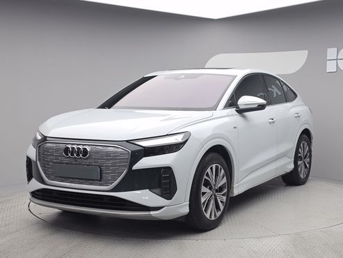 Audi Q4 e-tron 40 Sportback — пробег 43 306 км — фото 1 из 5