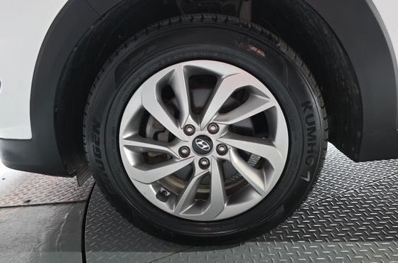 Hyundai Tucson Diesel 1.7 2WD Style — пробег 192 622 км — фото 5 из 5