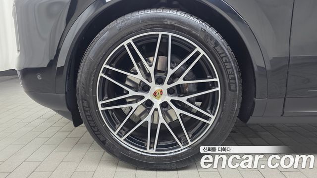 Porsche Cayenne 3.0 — пробег 35 704 км — фото 5 из 5
