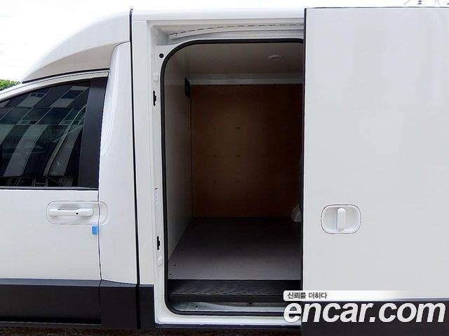 Hyundai ST1 Cargo Premium — пробег 3 377 км — фото 5 из 5