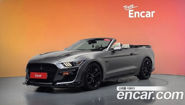 Ford Mustang GT Convertible — пробег 118 545 км — фото 1 из 5