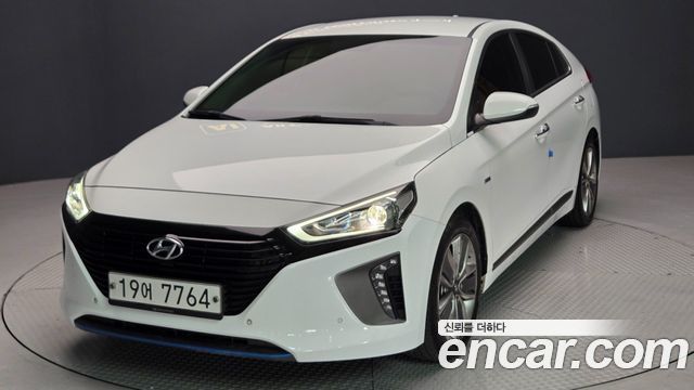 Hyundai Ioniq Q — пробег 168 743 км — фото 4 из 5