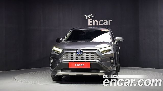 Toyota RAV4 2,5 4WD Hybrid LTD — пробег 65 295 км — фото 3 из 5