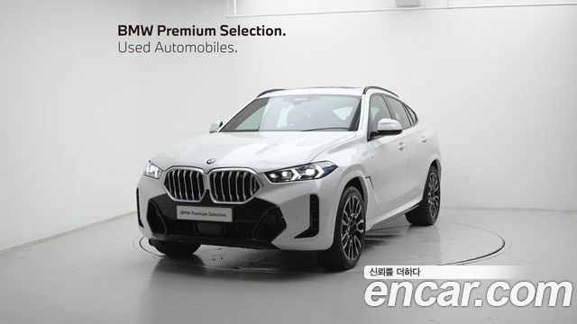 BMW X6 xDrive40i M Sport — пробег 4 027 км — фото 1 из 5