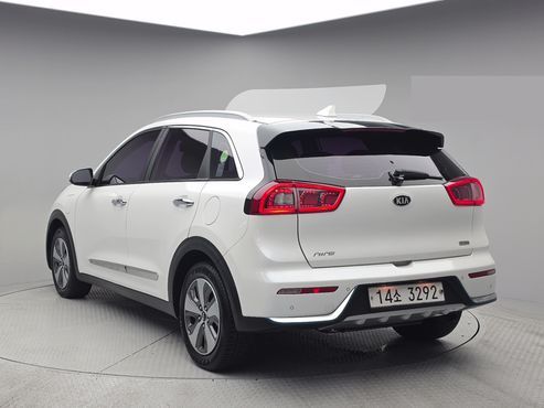 Kia Niro 1.6 Plug-in HEV Noblesse — пробег 77 416 км — фото 2 из 5