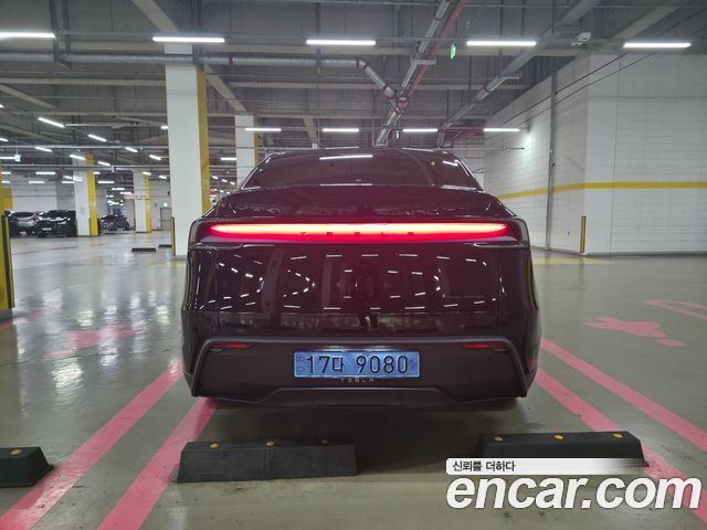 Tesla Model Y Premium Long Range AWD — пробег 1 500 км — фото 5 из 5