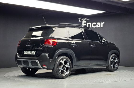 Citroen-DS C3 Aircross 1.5 BlueHDi Shine — пробег 91 260 км — фото 2 из 5