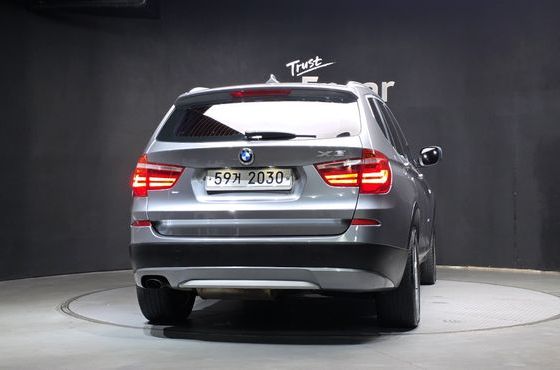BMW X3 xDrive 20d High — пробег 165 726 км — фото 4 из 5
