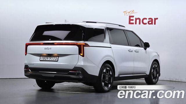 Kia Carnival Diesel 9-Seater Signature — пробег 39 044 км — фото 2 из 5