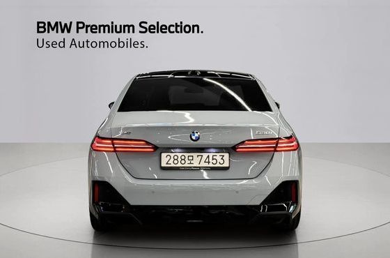 BMW 5-Series 530i xDrive M Sport — пробег 4 099 км — фото 4 из 5