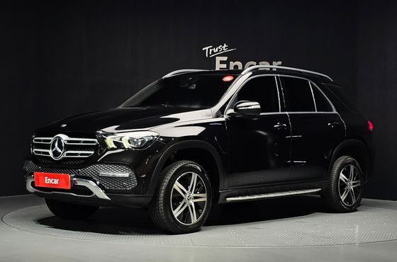 Mercedes-Benz GLE-Class GLE300d 4MATIC — пробег 143 729 км — фото 1 из 5