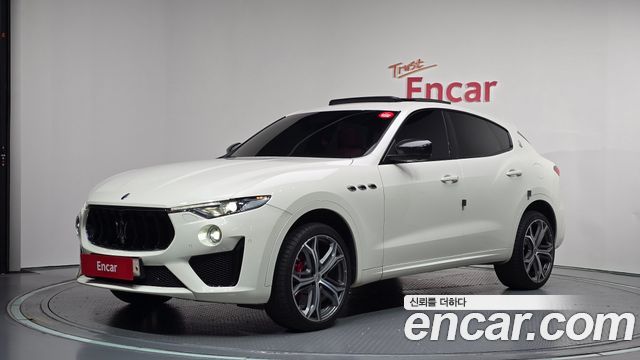 Maserati Levante 3.8 GTS AWD — пробег 67 392 км — фото 1 из 5