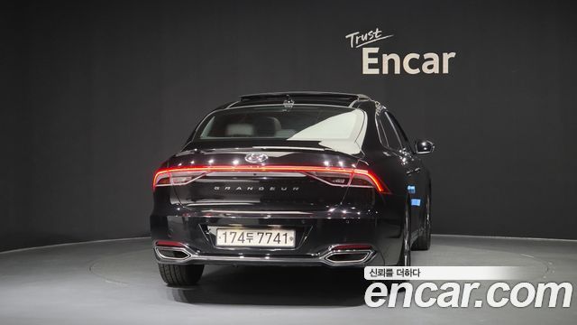 Hyundai Grandeur из Кореи Encar