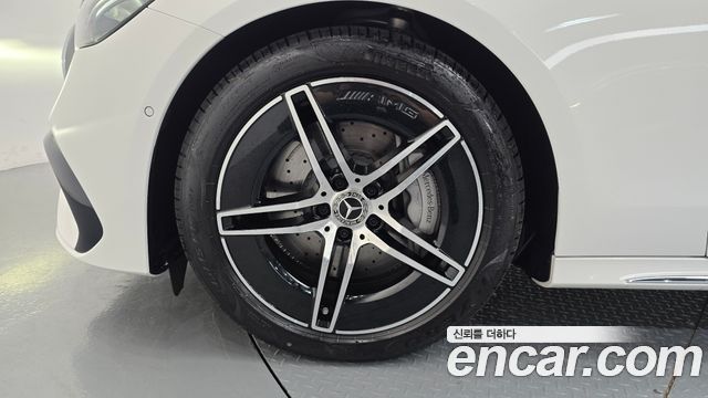 Mercedes-Benz E-Class E200 AMG Line — пробег 1 100 км — фото 5 из 5