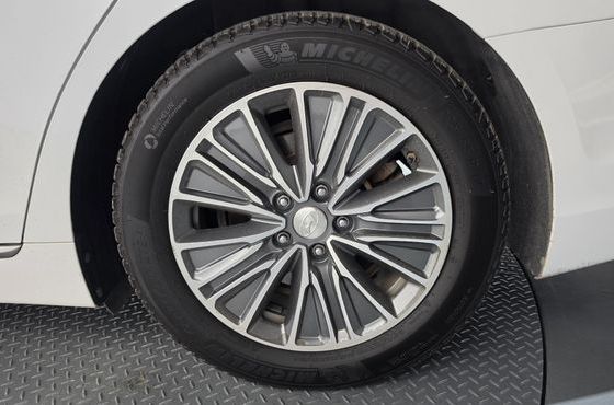 Hyundai Grandeur Exclusive Special — пробег 234 311 км — фото 5 из 5