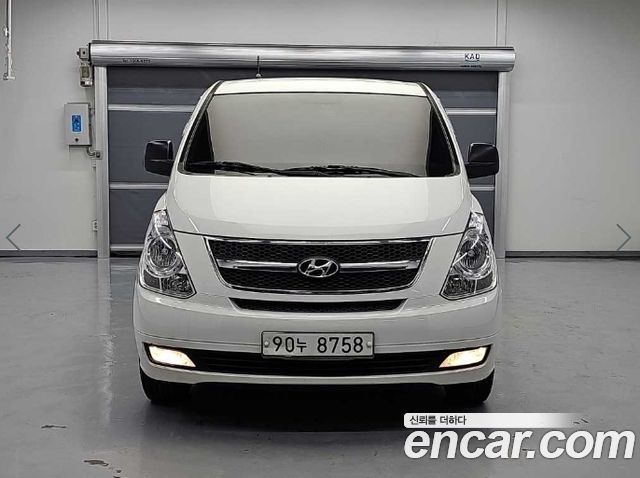 Hyundai Starex 5-Seater VAN CVX Premium — пробег 286 033 км — фото 2 из 5