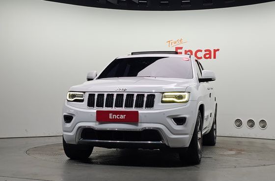 Jeep Cherokee 3.0 Diesel Overland WK2 — пробег 202 277 км — фото 3 из 5