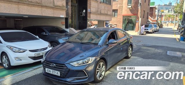 Hyundai AVANTE 1.6 e-VGT Style — пробег 249 000 км — фото 1 из 5