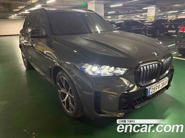 BMW X5 xDrive 40i M Sport Pro Special Edition — пробег 5 800 км — фото 3 из 5